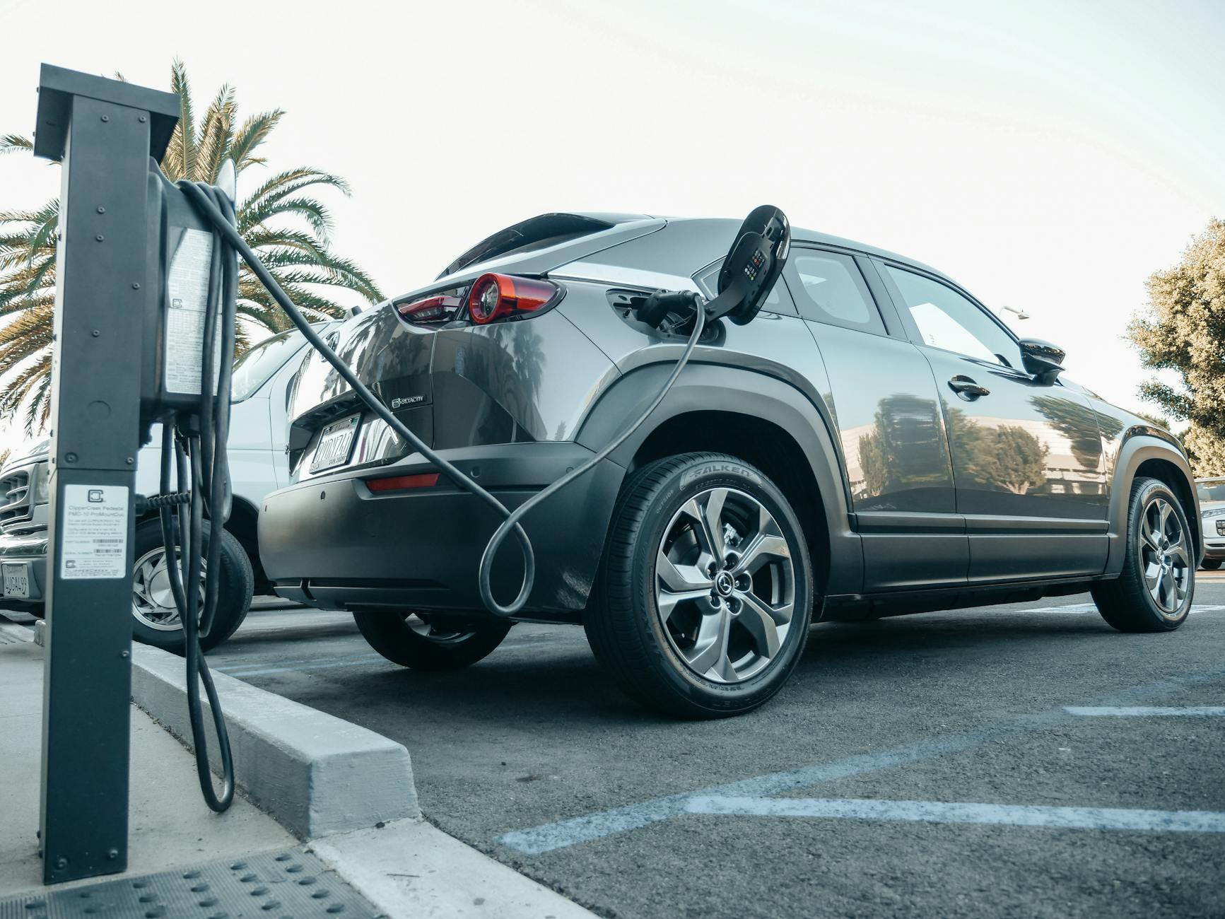 EV Cars Indeed Emit Less Carbon Pollution