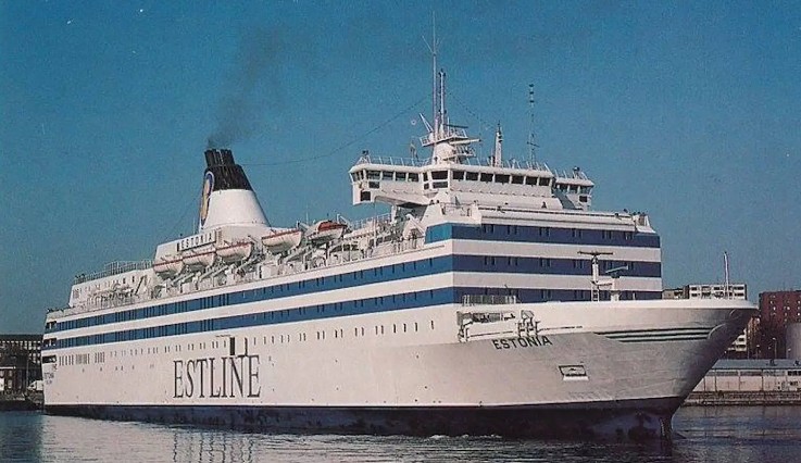 A large white ferry with the inscription ESTLINE. | Bad Travel Memories – Stream of Consciousness